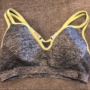 FOUND♥️Danskin NOW sports bra•40D•Black/Gray/Green